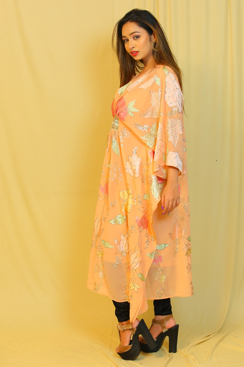 coral-chiffon-kaftan-l?uid=1674822506