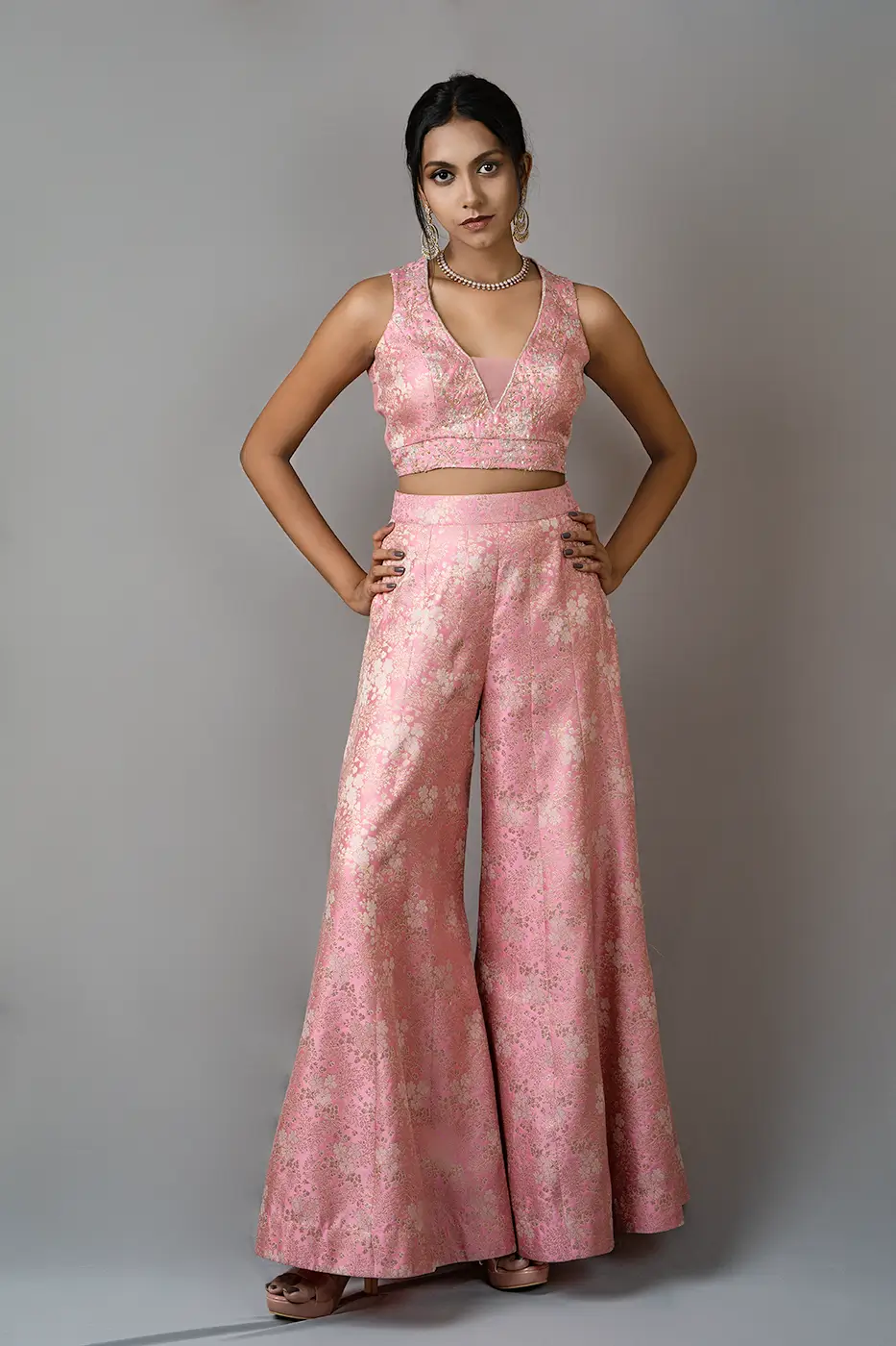 pastel-pink-beneras-silk-flared-pants-with-embroidered-halter-top-m--raw-silk-pink?uid=1686693037