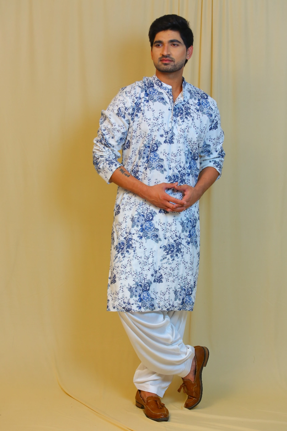 white-self-checks-floral-print-cotton-kurta-m?uid=1674825701